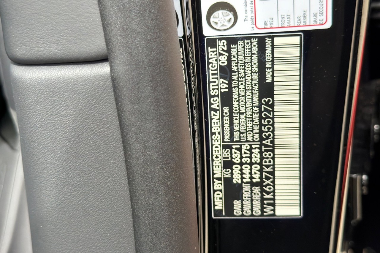 Used 2026 Obsidian Black Metallic Mercedes-Benz Maybach S 680 image 27