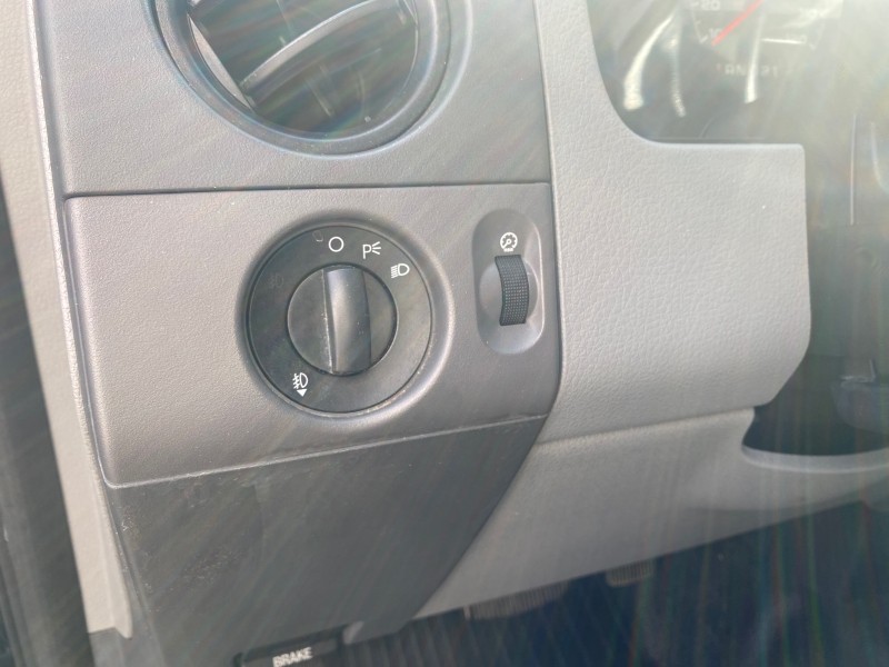 2006 Ford F-150 STX 4 DOOR LOW MILES 92,223 in ,