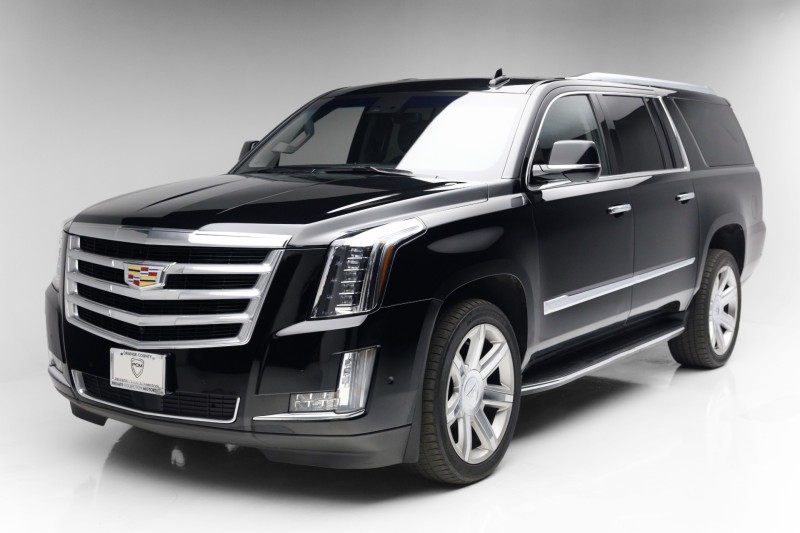 2018 Cadillac Escalade ESV Premium Luxury in , 