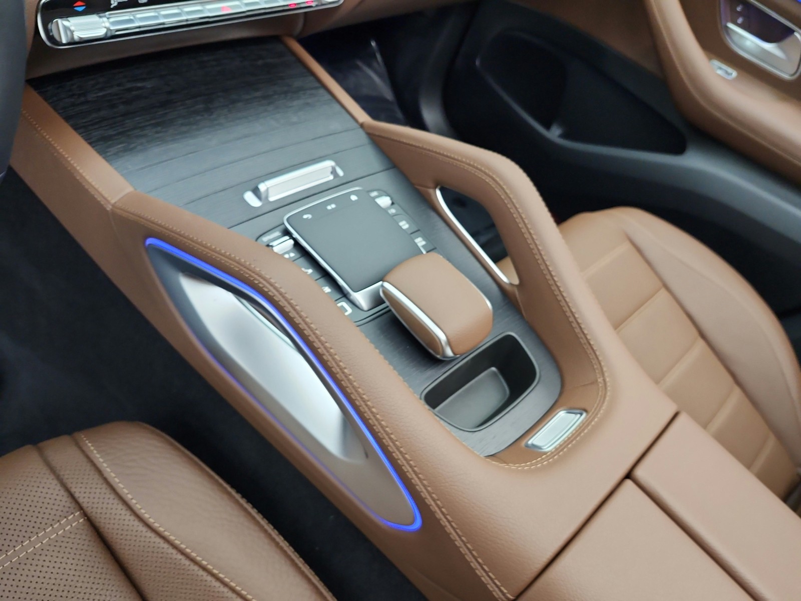 New 2026 Black Mercedes-Benz GLE 450 image 10