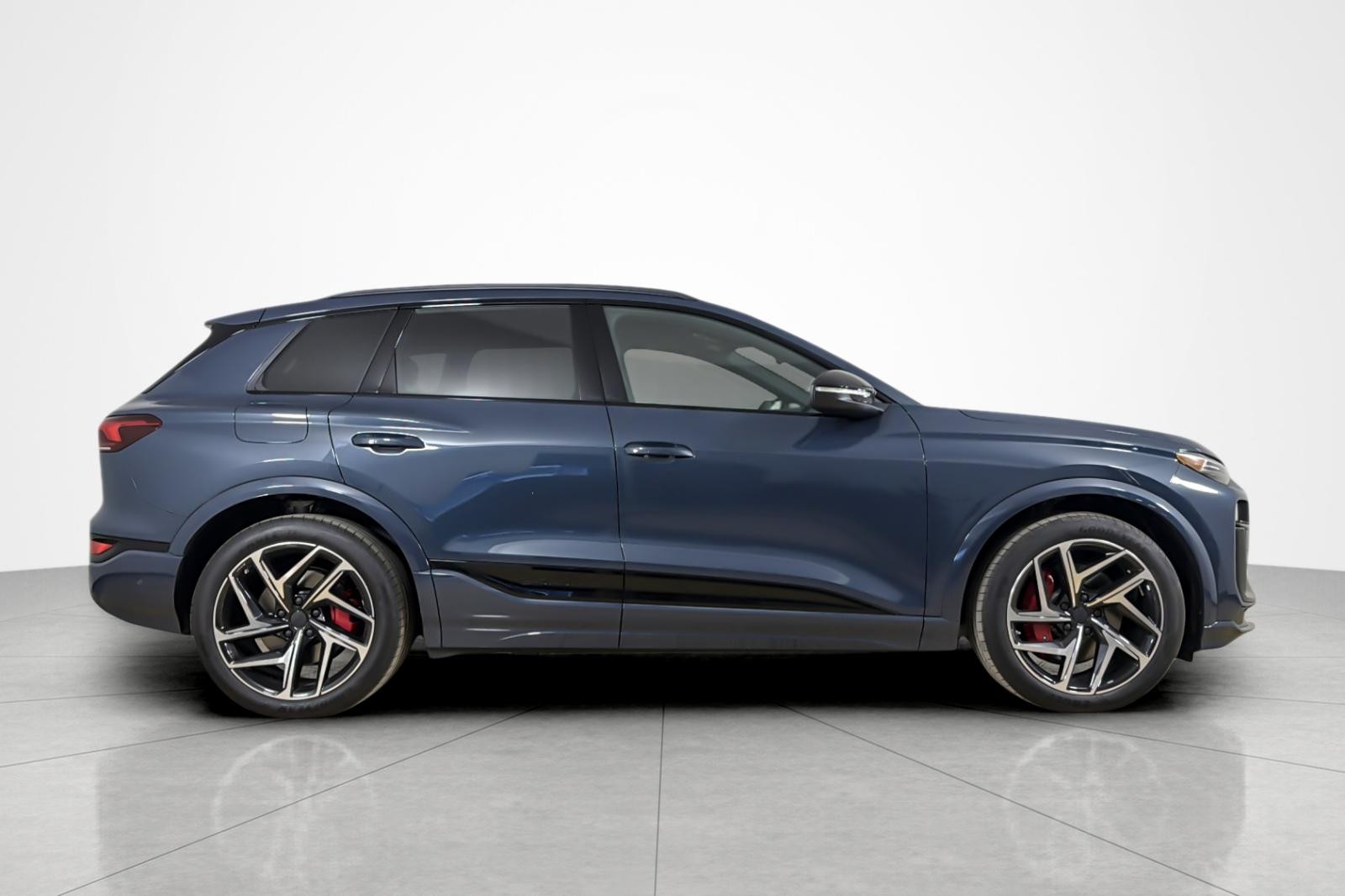 New 2027 Plasma Blue Metallic Audi Premium Plus quattro image 7