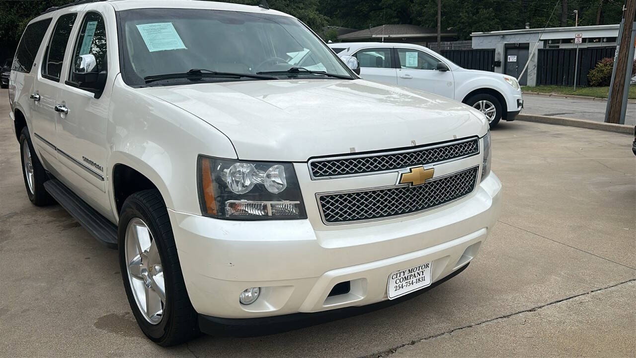 Summit White 2012 Chevrolet Suburban 1500 LTZ RWD SUV / Crossover 4X2 Automatic