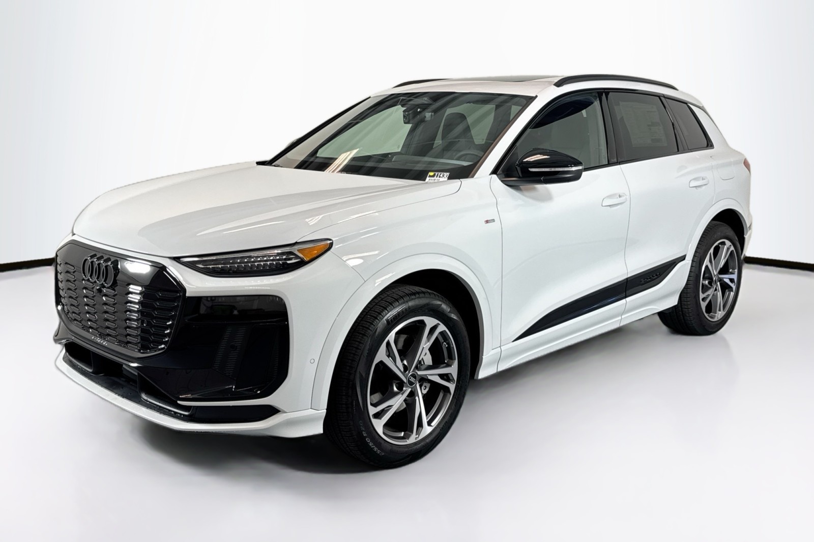 2027 Audi Q6 e-tron 2027 Audi Q6 e-tron Premium Plus quattro SUV