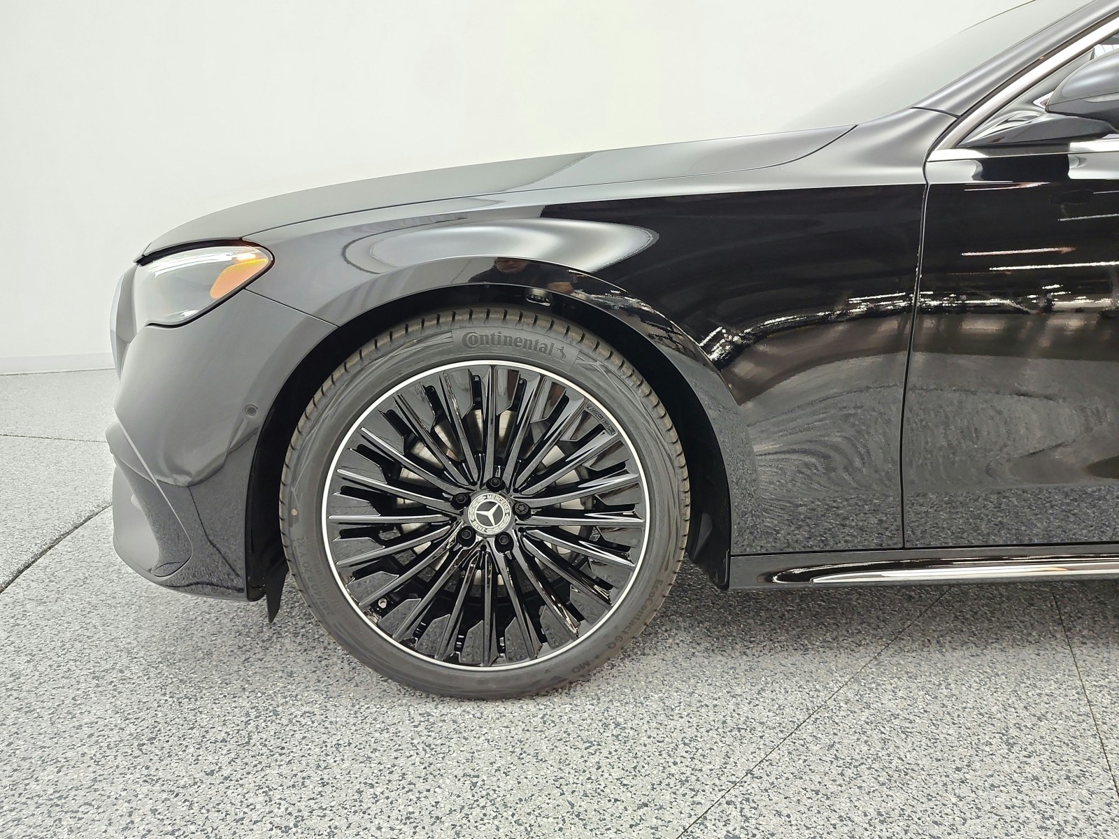 New 2027 Black Mercedes-Benz E 350 RWD Sedan image 15