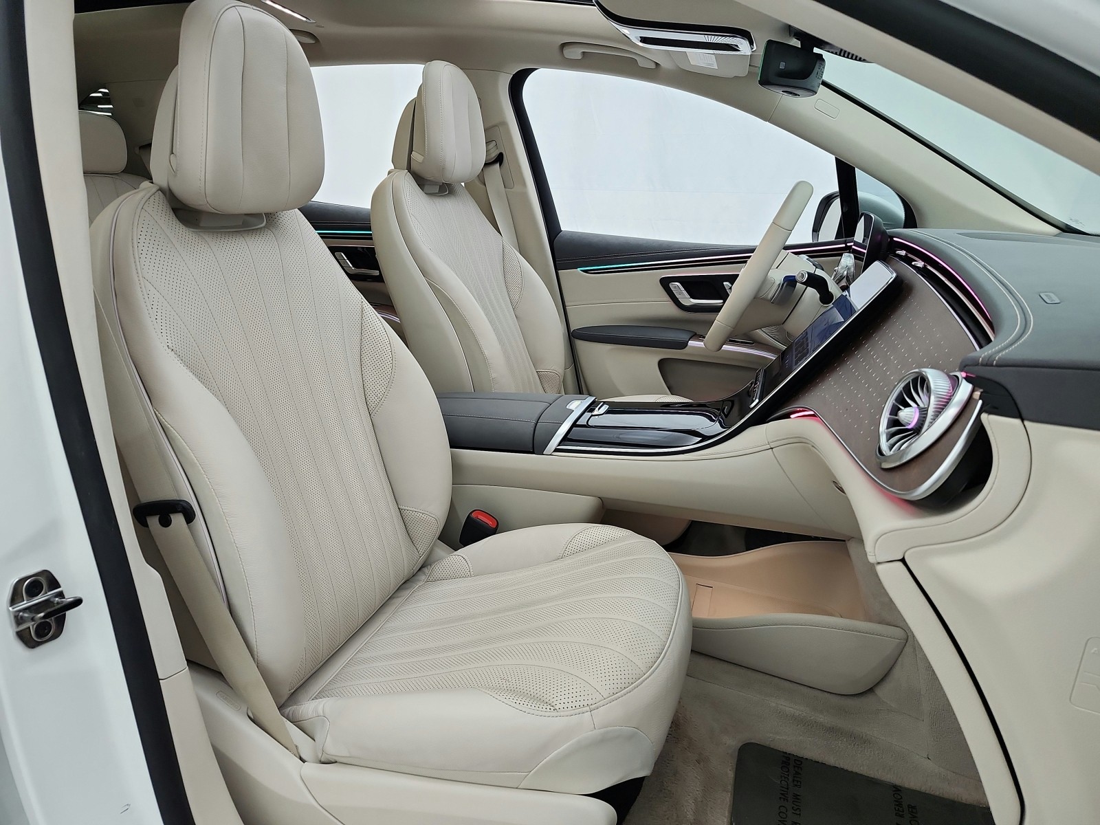 Certified Used 2023 MANUFAKTUR Diamond White Mercedes-Benz EQS 450+ SUV image 25