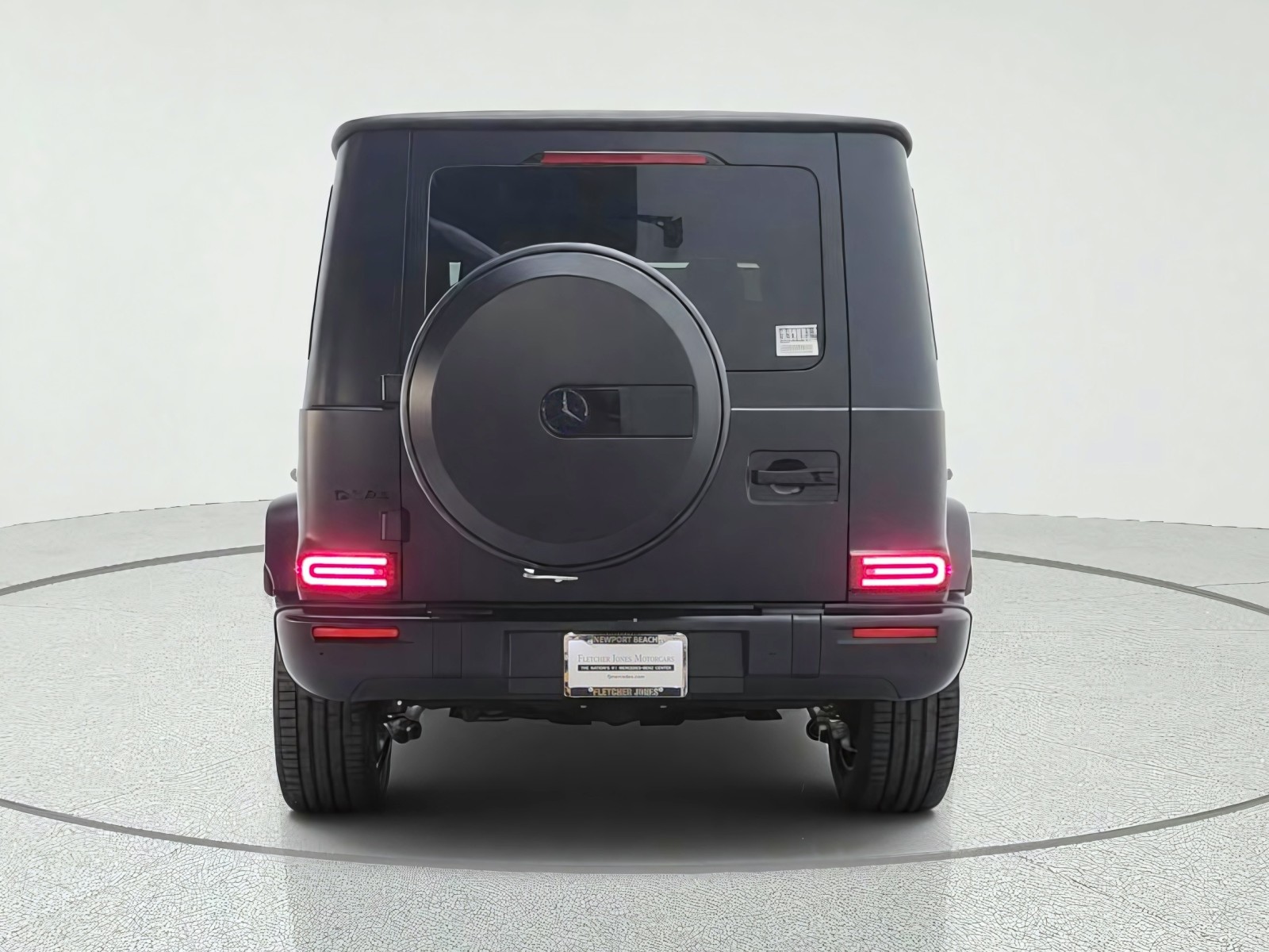 New 2027 MANUFAKTUR Night Black magno Mercedes-Benz G 580e SUV image 6