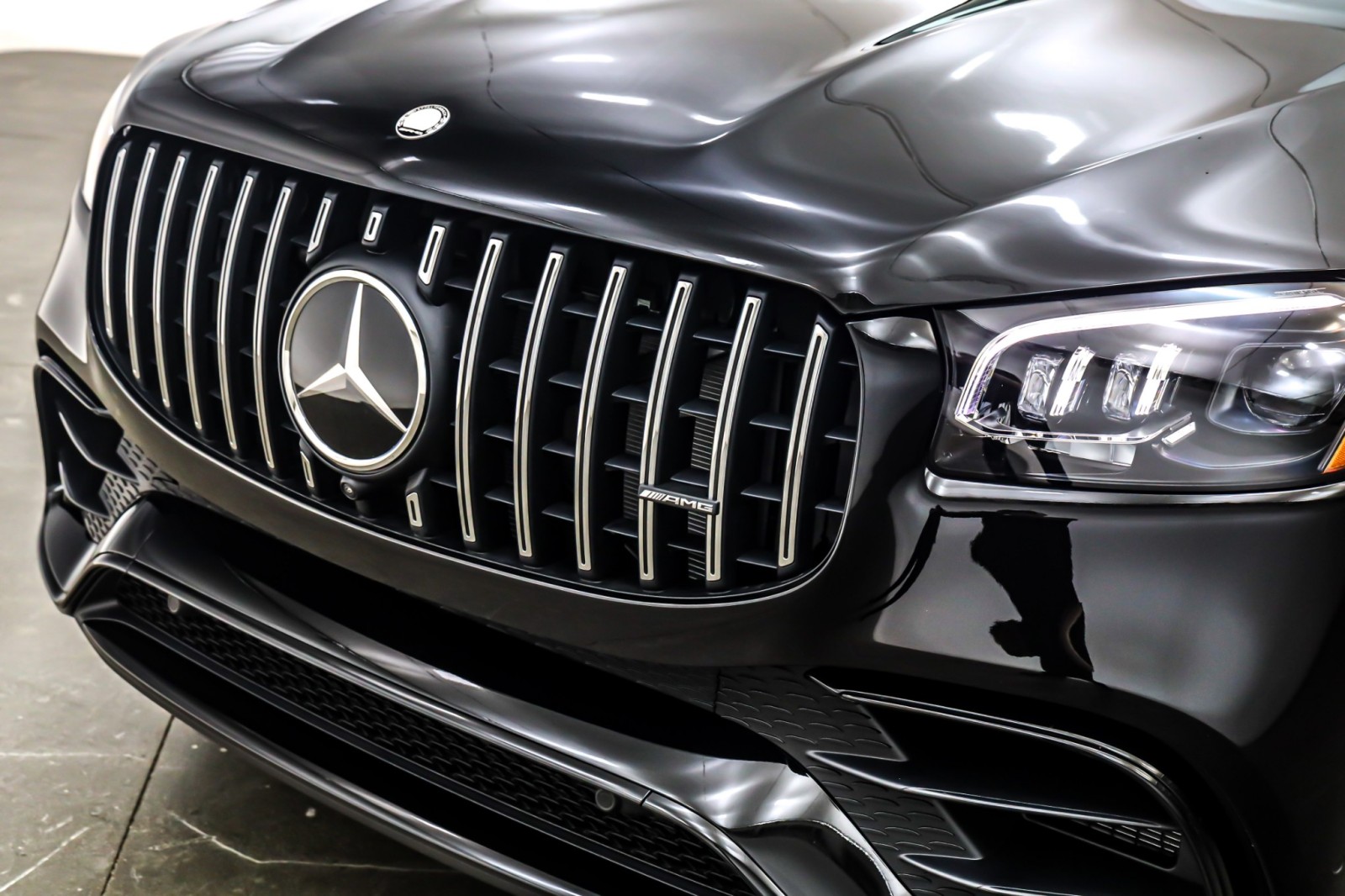 New 2026 Obsidian Black Metallic Mercedes-Benz AMG® GLS 63 image 13