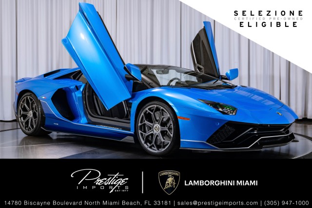 /2022 Lamborghini Aventador