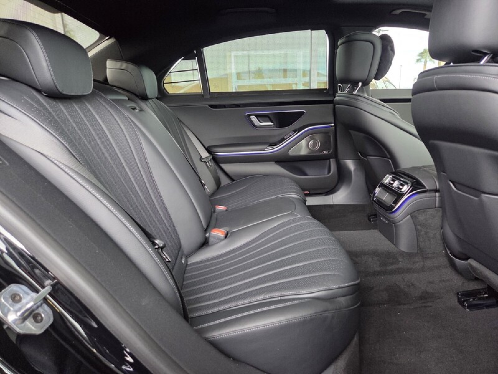 New 2025 Black Mercedes-Benz S 500 4MATIC® Sedan image 16