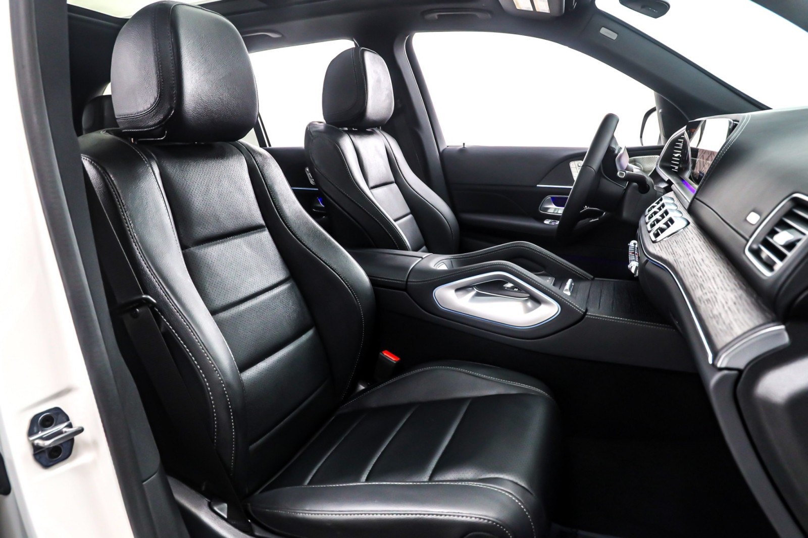 New 2026 Polar White Mercedes-Benz GLE 350 image 7