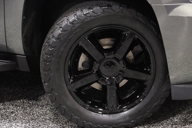 2011 Chevrolet Avalanche 4WD LTZ 4DR Truck in , 