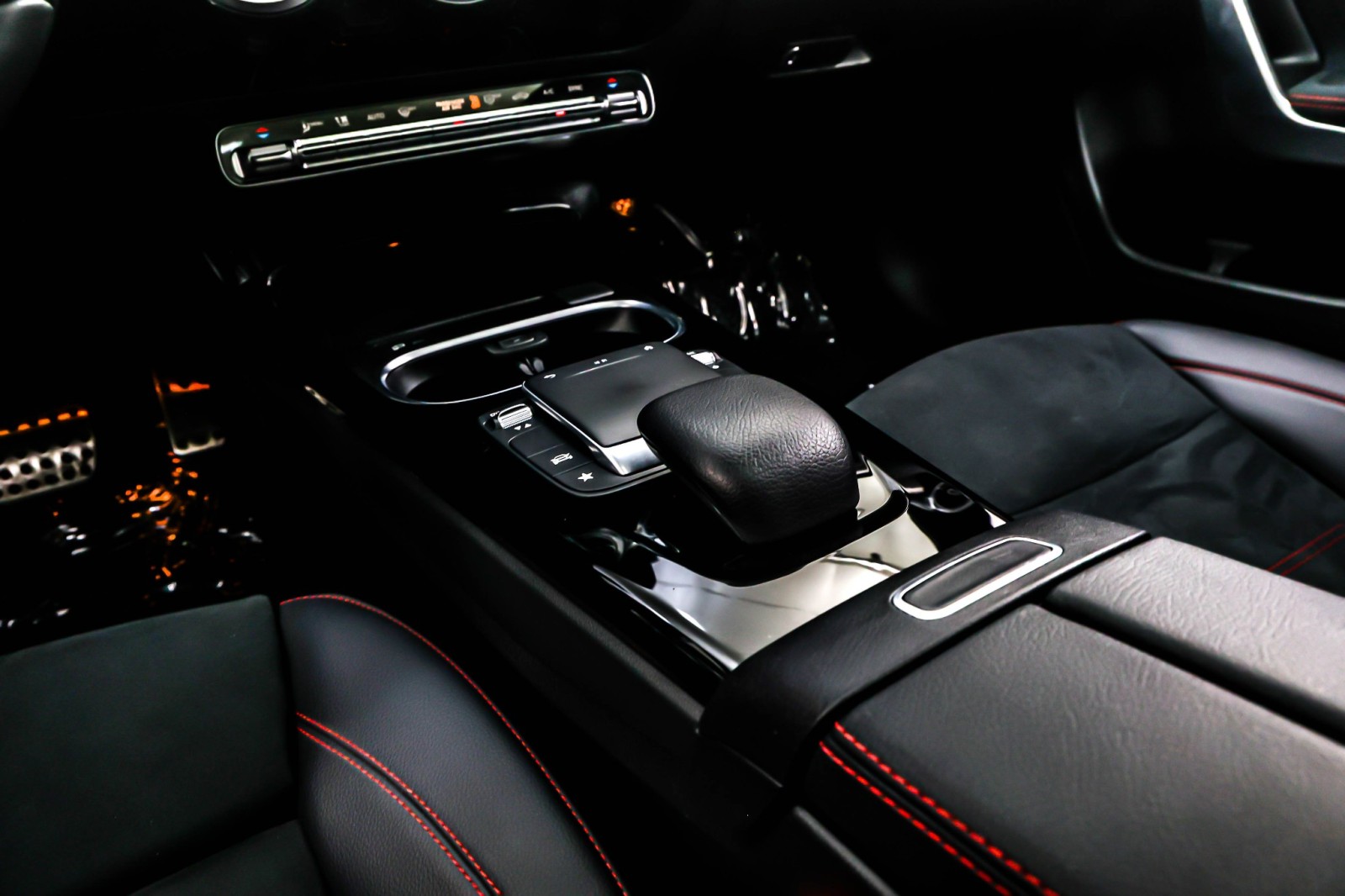 Used 2022 Polar White Mercedes-Benz A 220 Sedan image 6