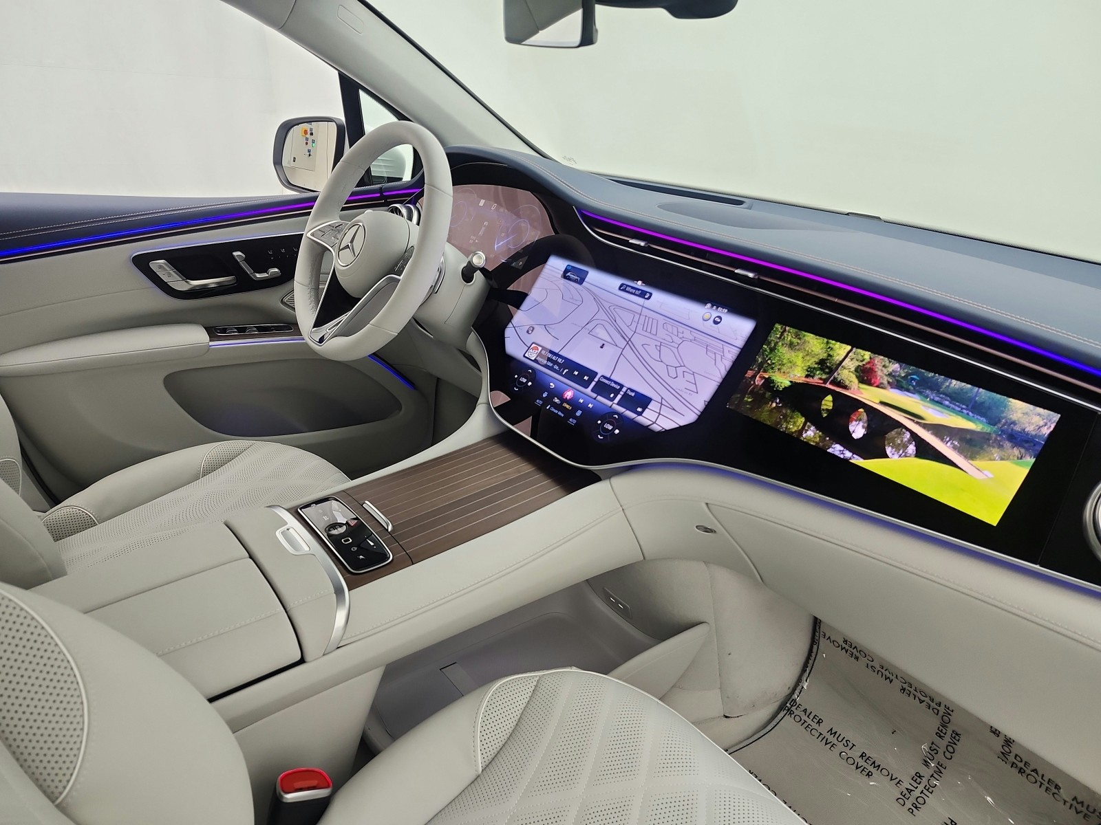 New 2026 Polar White Mercedes-Benz EQS 400 4MATIC® SUV image 13