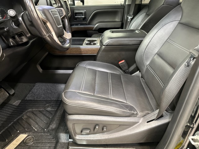 2018 GMC Sierra 2500HD Denali 4WD Duramax in , 