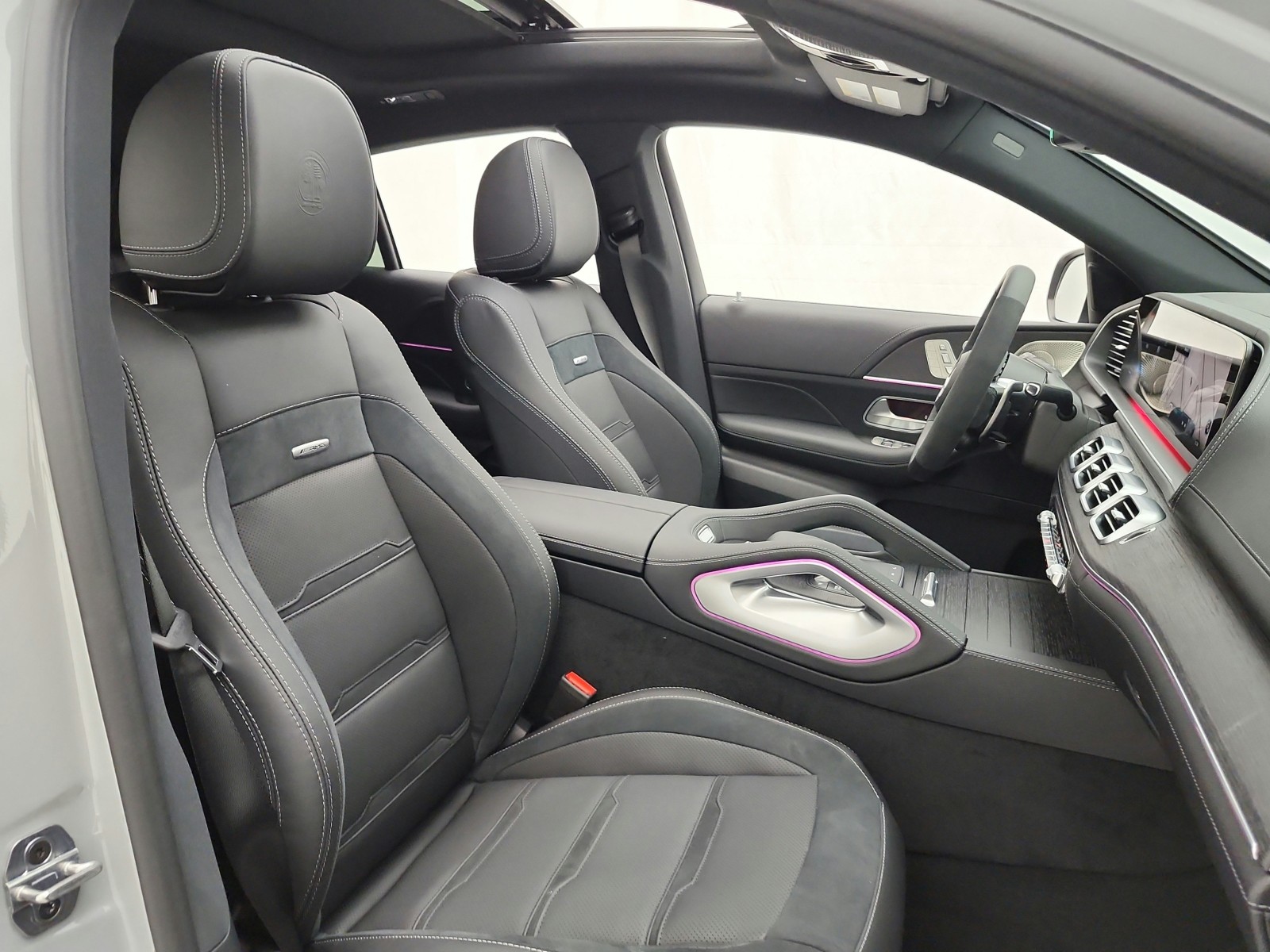 New 2026 MANUFAKTUR Alpine Grey Mercedes-Benz AMG® GLE 53 image 16