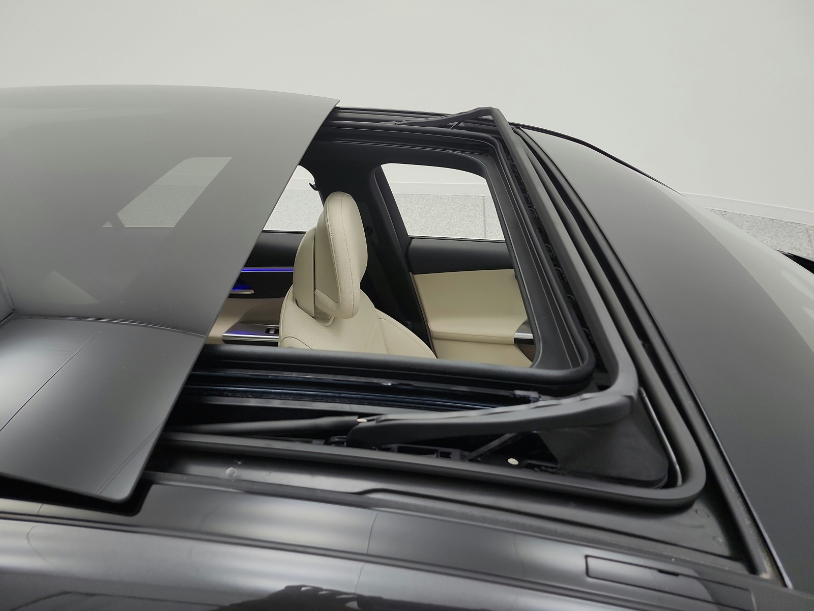 Certified Used 2024 Graphite Grey Metallic Mercedes-Benz C 300 Sedan image 20