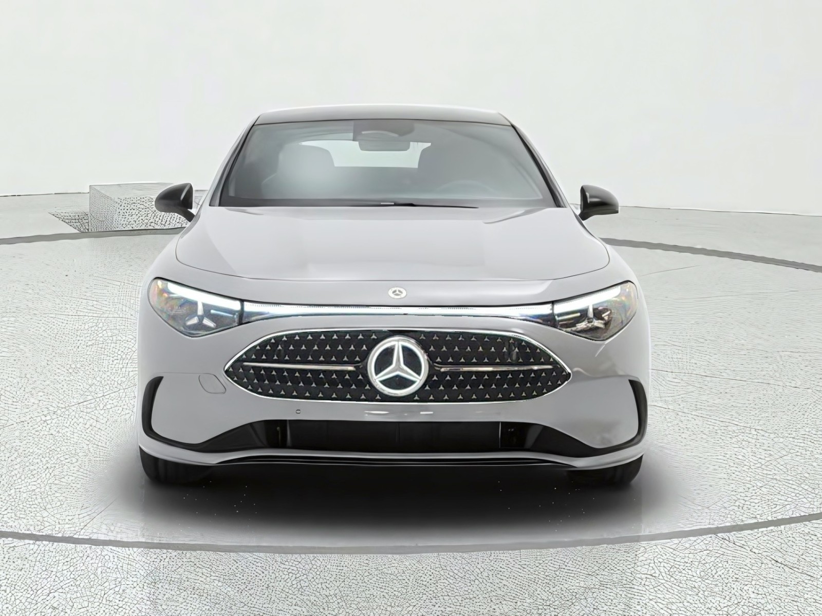 New 2027 MANUFAKTUR Alpine Grey Mercedes-Benz CLA 220 Hybrid FWD image 2