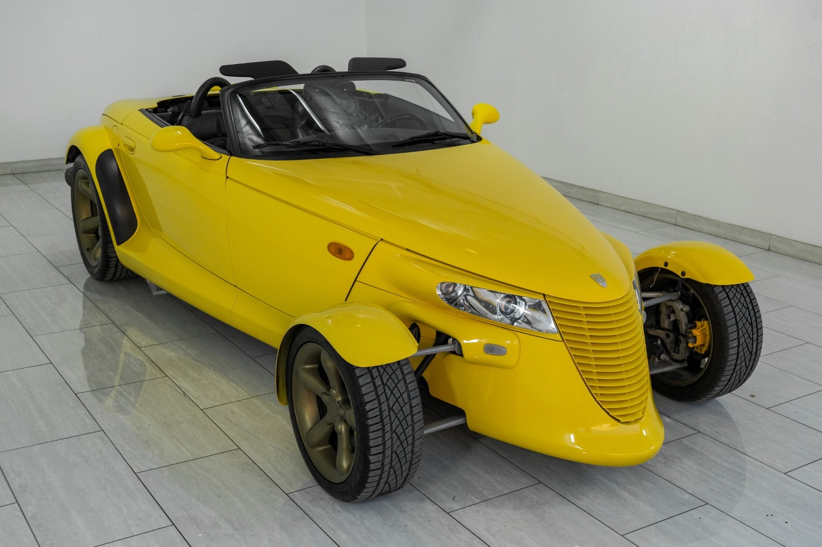 1999 Plymouth Prowler AUTOMATIC LEATHER SEATS CRUISE CONTROL ALLOY WHEEL 4