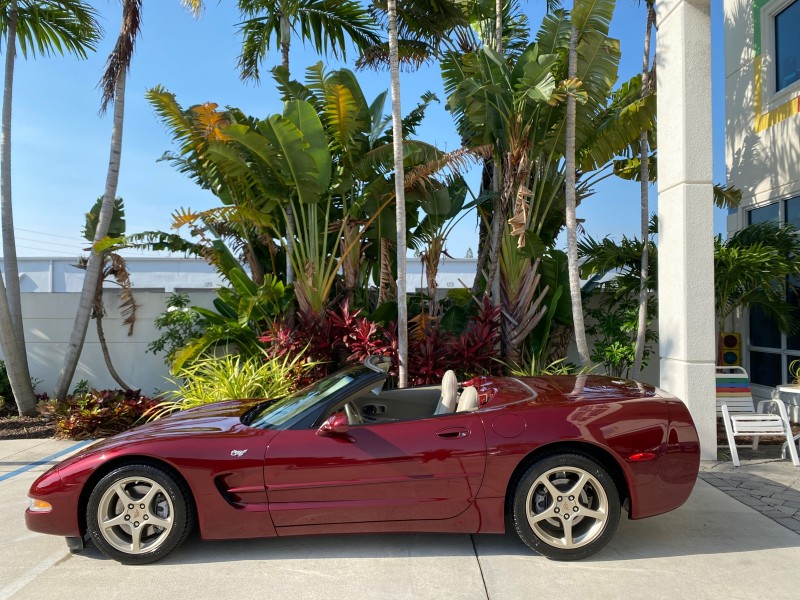 2003 Chevrolet Corvette 50TH CONVERTIBLE LOW MILES 6,742 in , 