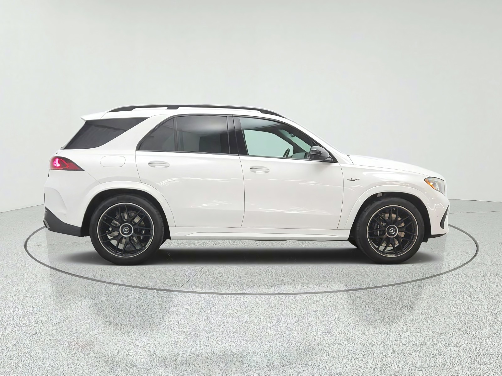 New 2027 Polar White Mercedes-Benz AMG® GLE 53e 4MATIC+ SUV image 4