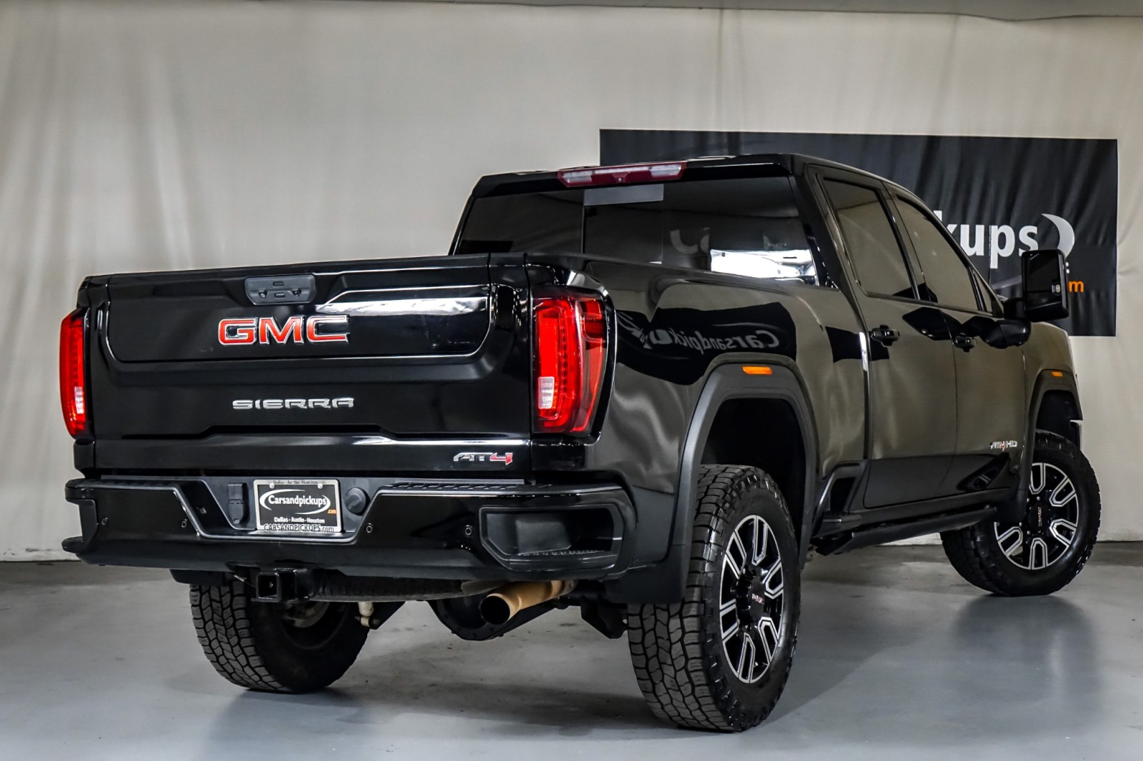 2021 GMC Sierra 2500HD AT4 8