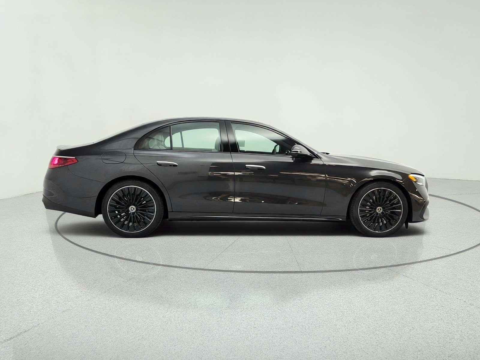 New 2026 Graphite Grey Metallic Mercedes-Benz E 350 RWD Sedan image 4