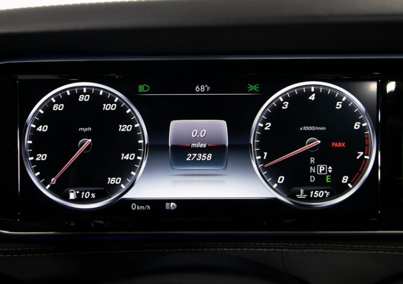 2017 Mercedes-Benz S-Class S 550 DESIGNO Cabriolet ($148,310 MSRP) *ONLY 27,000 MILES in , 