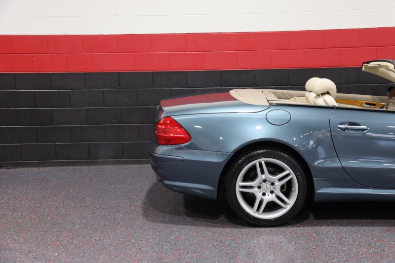 2006 Mercedes-Benz SL500 AMG Sport 2dr Convertible in , 