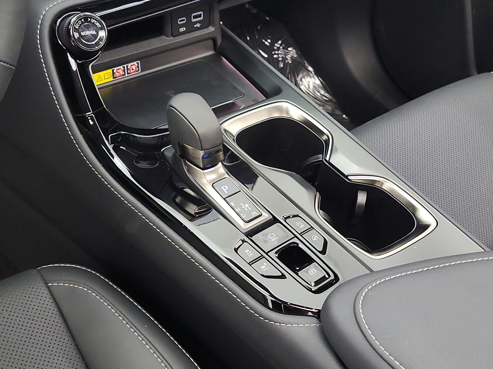 Used 2025 Eminent White Pearl Lexus NX 350 Premium AWD image 16