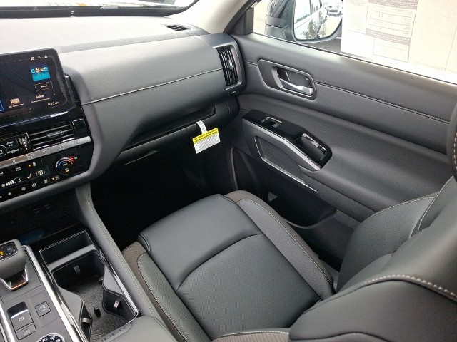 NissanPathfinder11