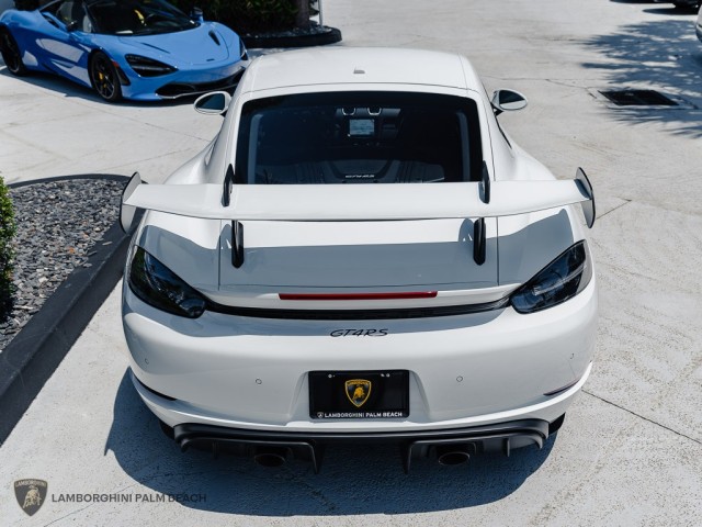 Porsche 718 Cayman
