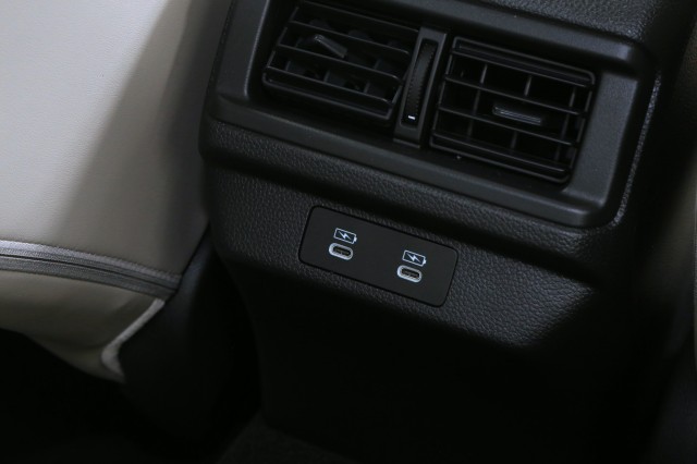 HondaAccord Hybrid28