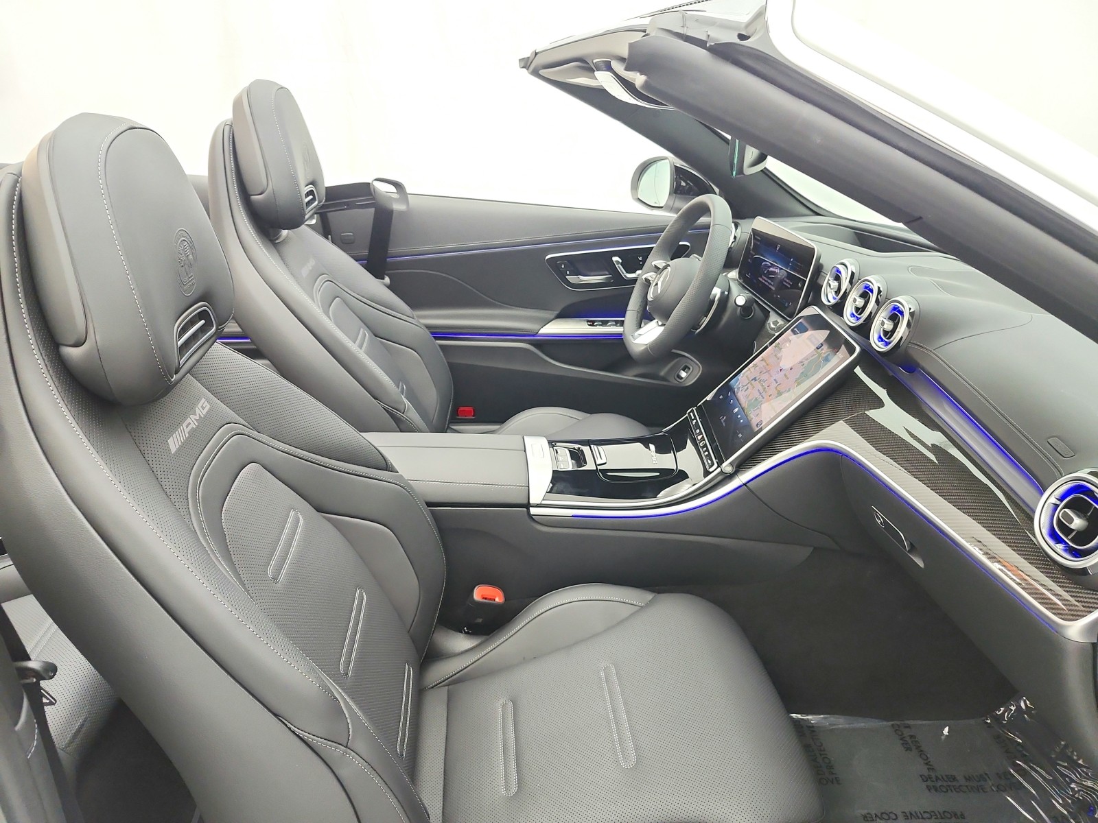 New 2026 MANUFAKTUR Moonlight White Metallic Mercedes-Benz AMG® CLE 53 4MATIC+ Cabriolet image 17