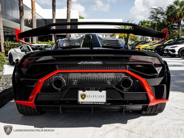 Lamborghini Huracan STO