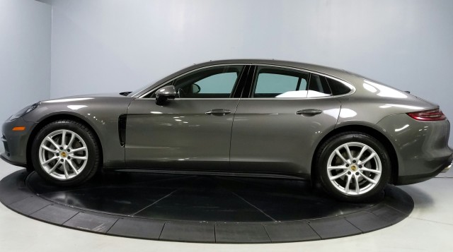 2017 Porsche Panamera 4S 4