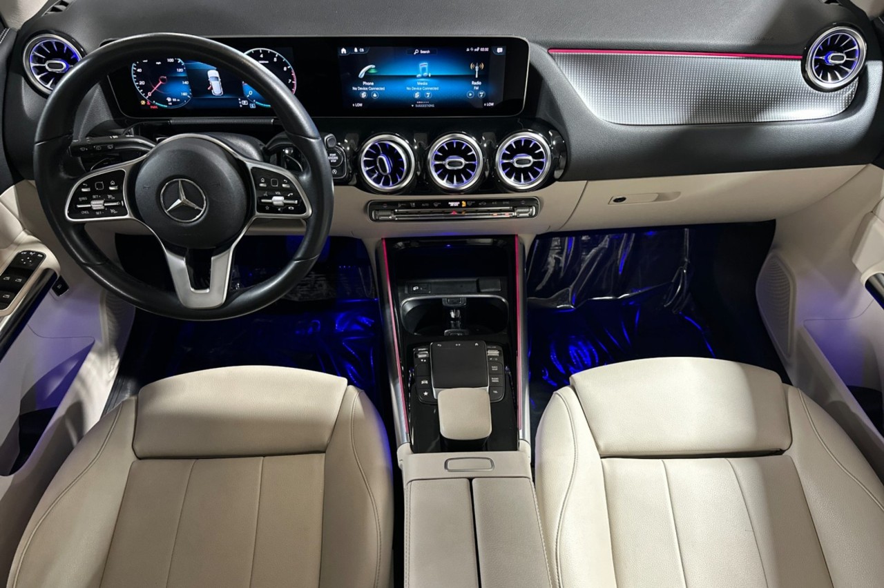 Used 2021 Polar White Mercedes-Benz GLA 250 image 12