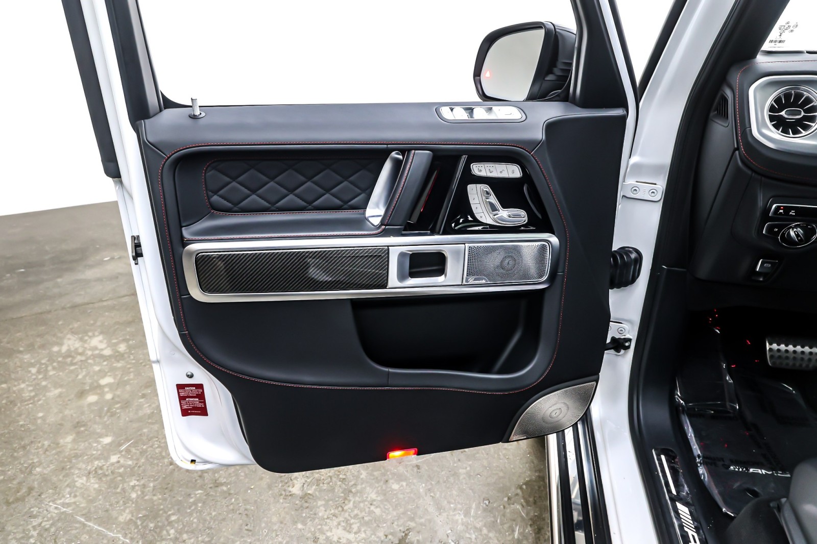 Certified Used 2024 MANUFAKTUR Moonlight White Metal Mercedes-Benz AMG® G 63 4MATIC SUV image 23