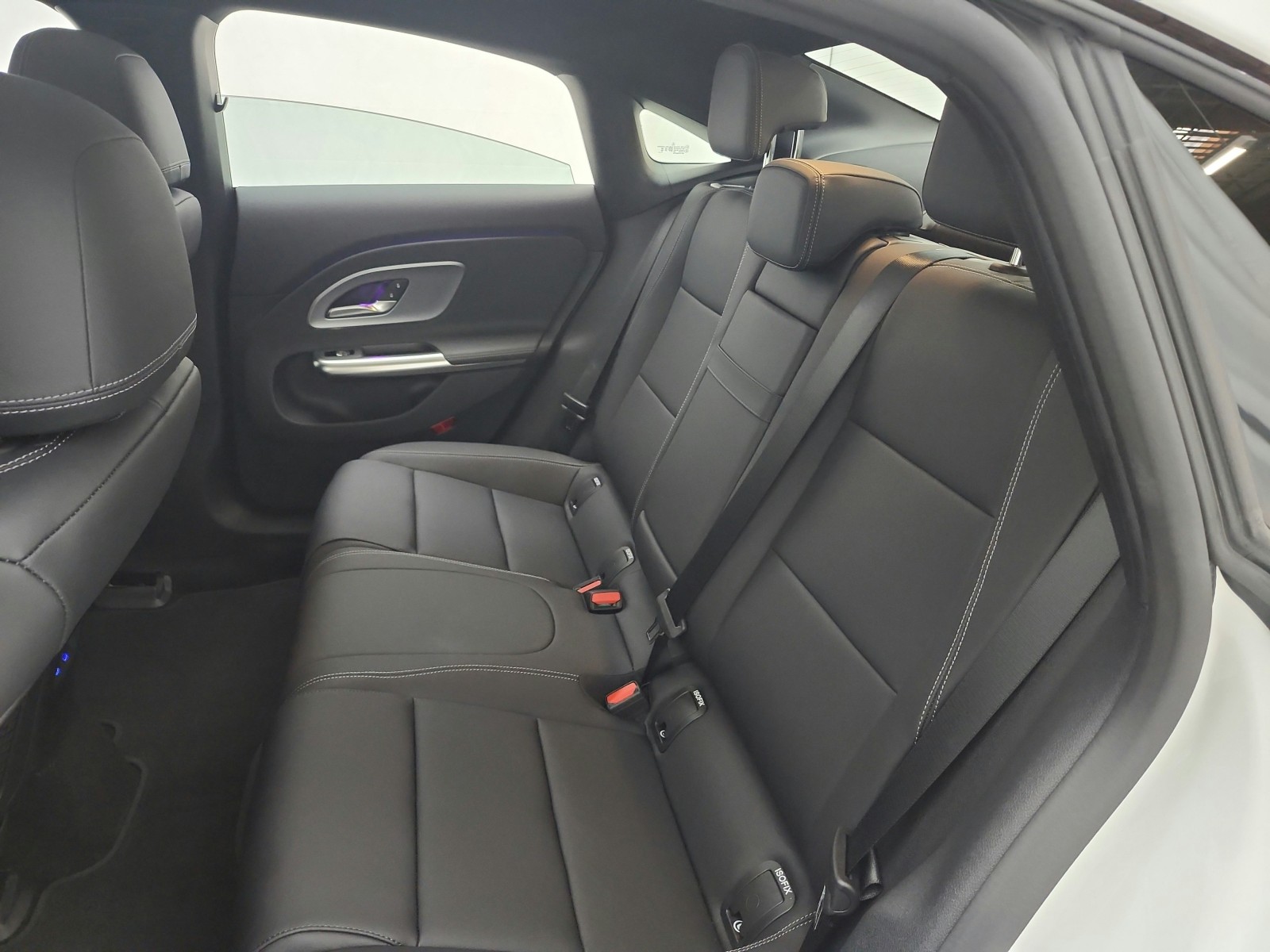 New 2026 Polar White Mercedes-Benz CLA 250+ image 11