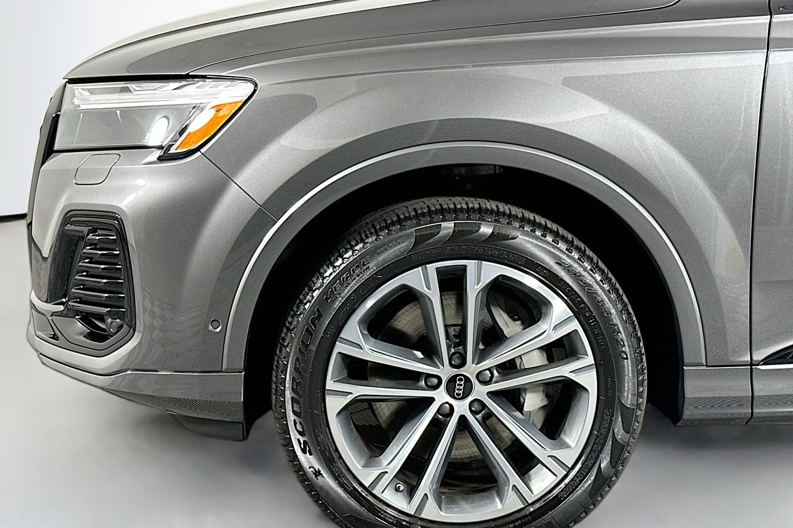 New 2026 Samurai Gray Metallic Audi Premium image 11