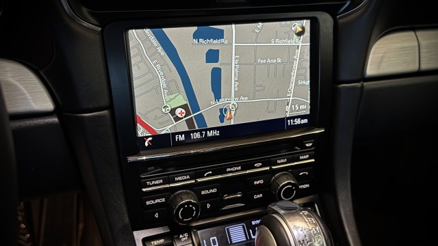 View vehicle photo 7