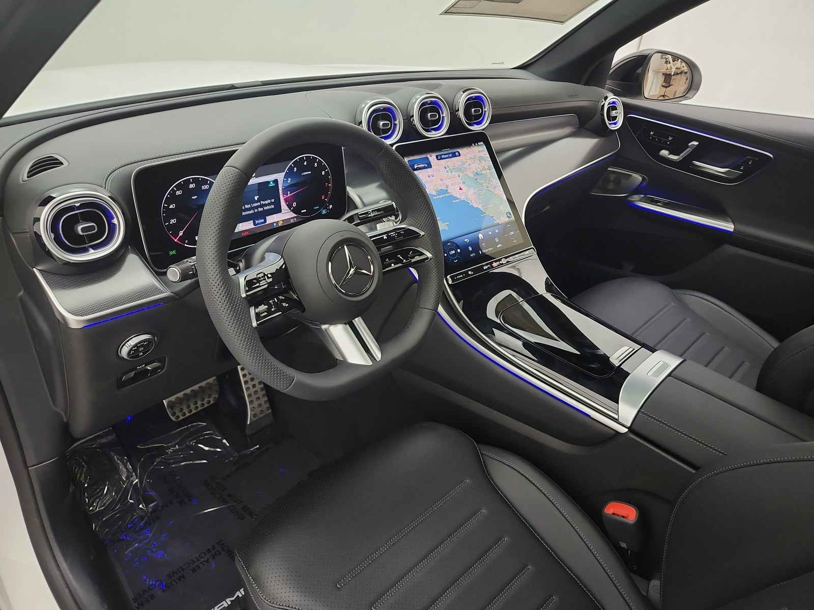 New 2026 Polar White Mercedes-Benz GLC 300 SUV image 9