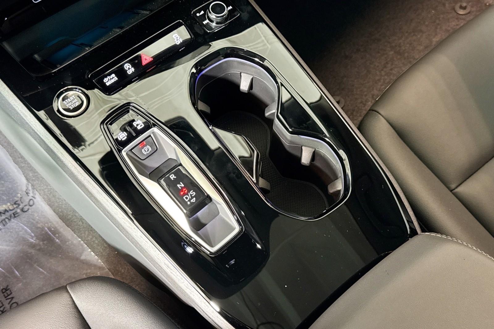 New 2025 Glacier White Metallic Audi Premium 2.0 TFSI quattro image 14