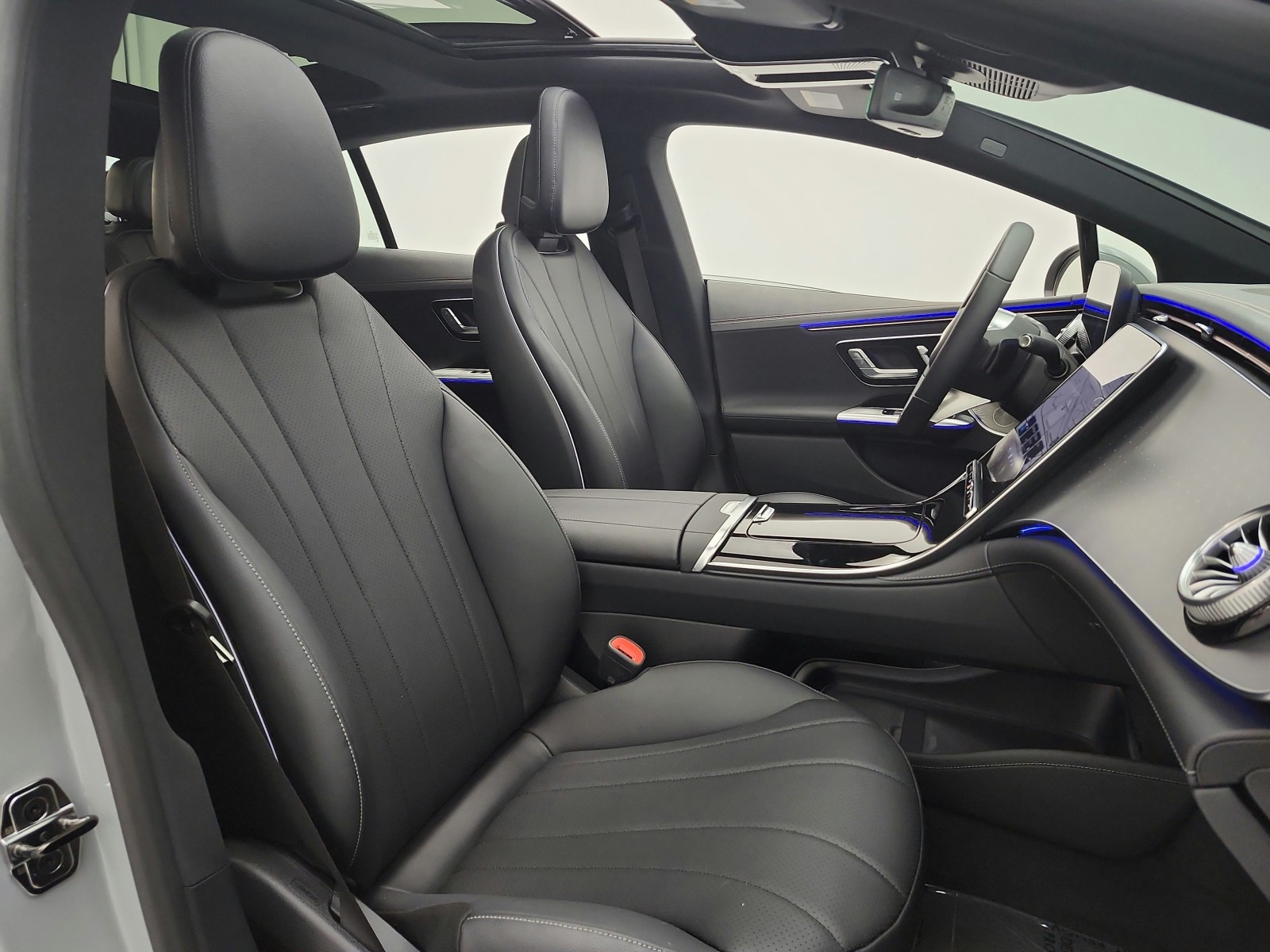 Certified Used 2024 MANUFAKTUR Alpine Grey Mercedes-Benz EQE 350 4MATIC® Sedan image 30