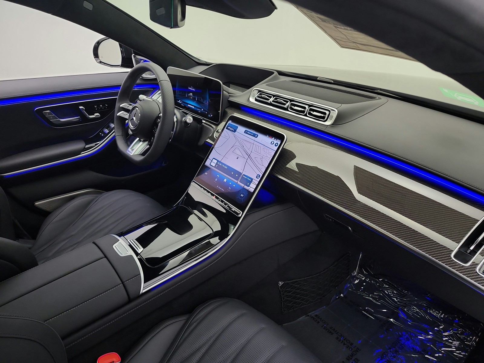 New 2026 MANUFAKTUR Graphite Grey Magno Mercedes-Benz AMG® S 63 E image 14