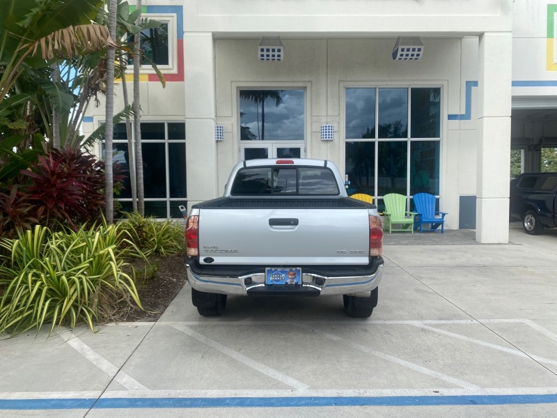2006 Toyota Tacoma 1 OWNER 4WD CREW CAB in , 