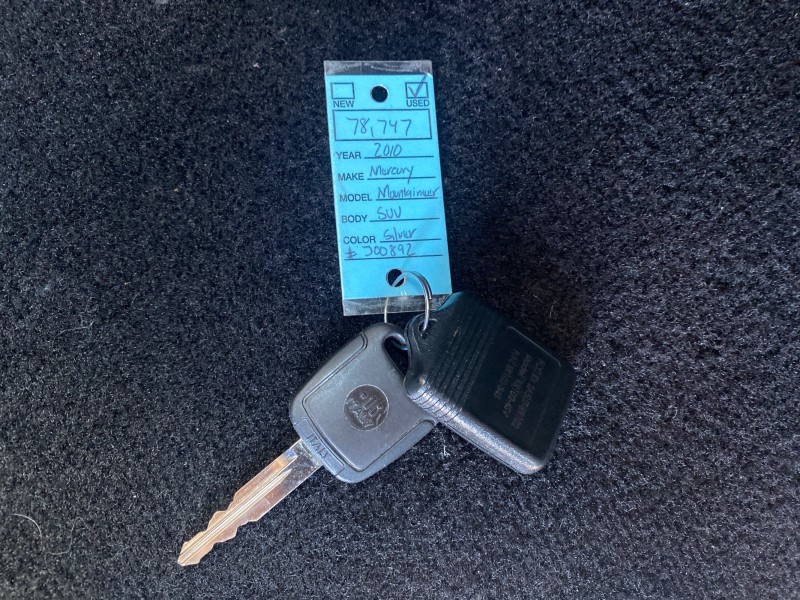 2010 Mercury Mountaineer 1 OWNER LOW MILES 78,753 in , 