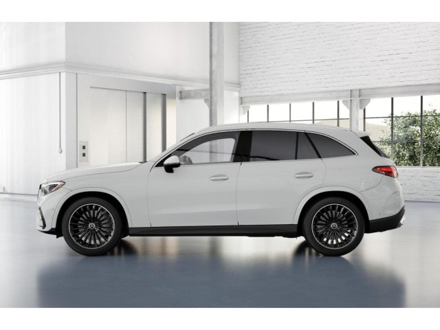 2025 Mercedes-Benz GLC GLC 300 33