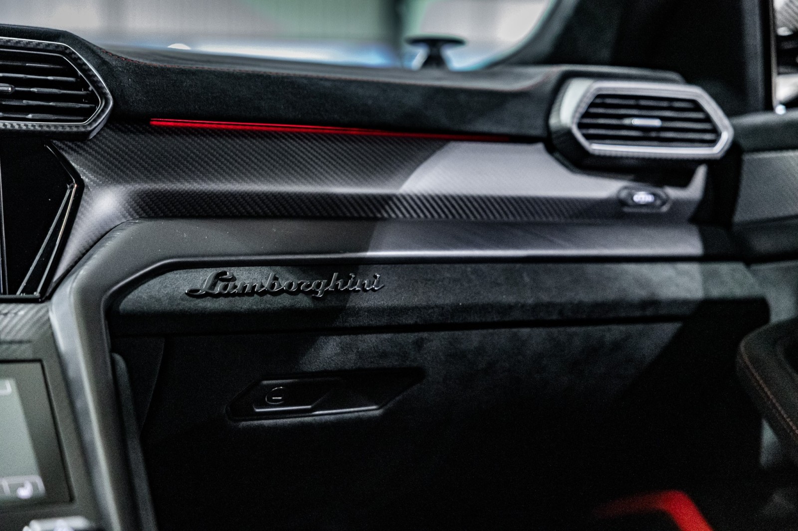 Used Car 2023 Lamborghini Urus  Performante For Sale Under $260,000 In Boerne, Texas