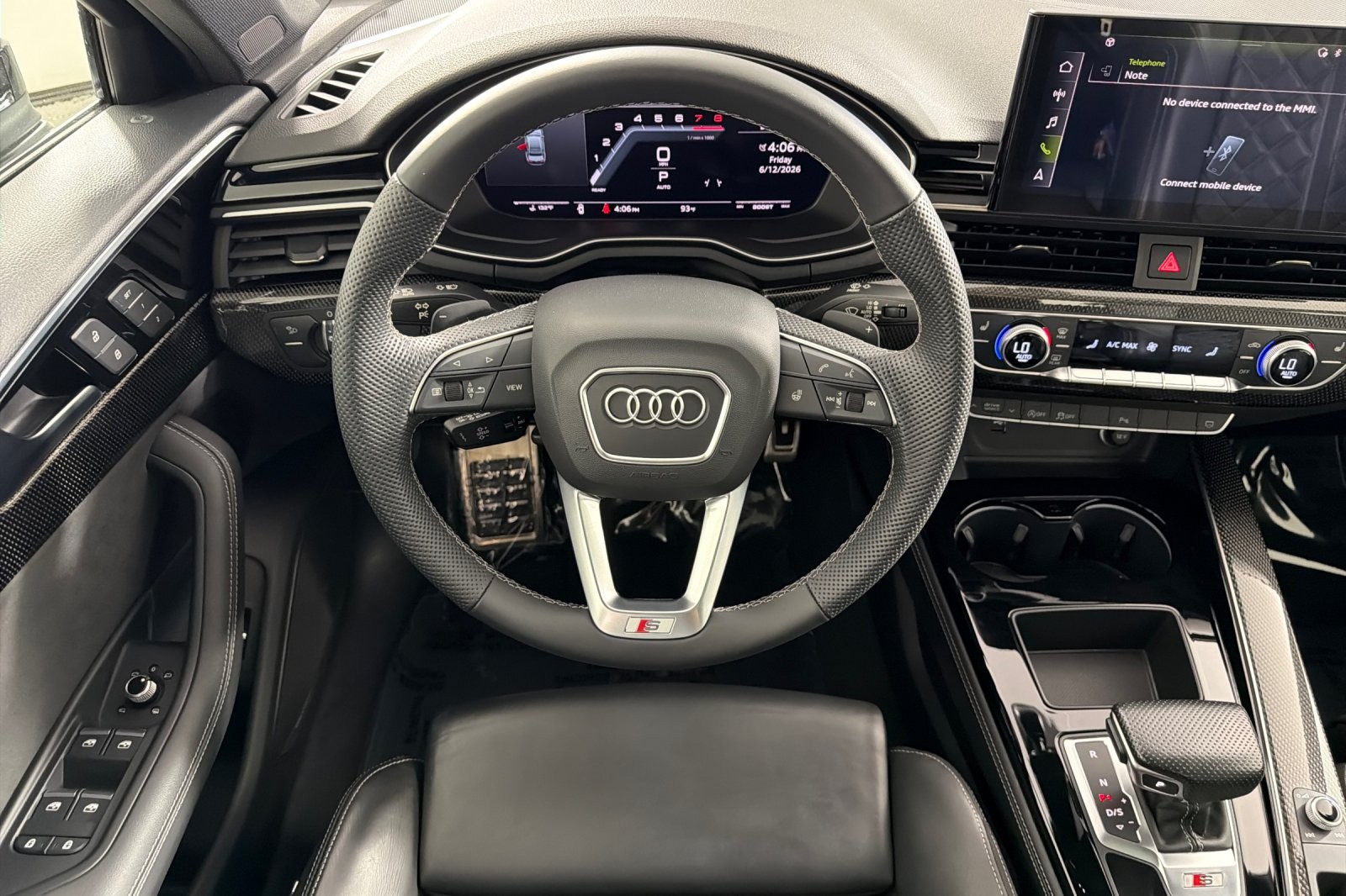 Used 2023 District Green Metallic Audi Premium Plus 3.0 TFSI quattro image 13
