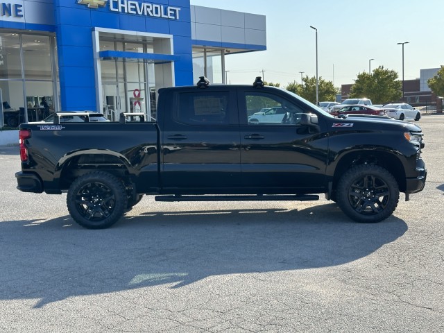 2024 Chevrolet Silverado 1500 LT Trail Boss 2